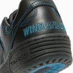 月が照らす夜の海を波線(WIND AND SEA)を表現