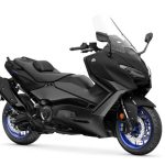 TMAX560 ABSのマットブラック2カラー