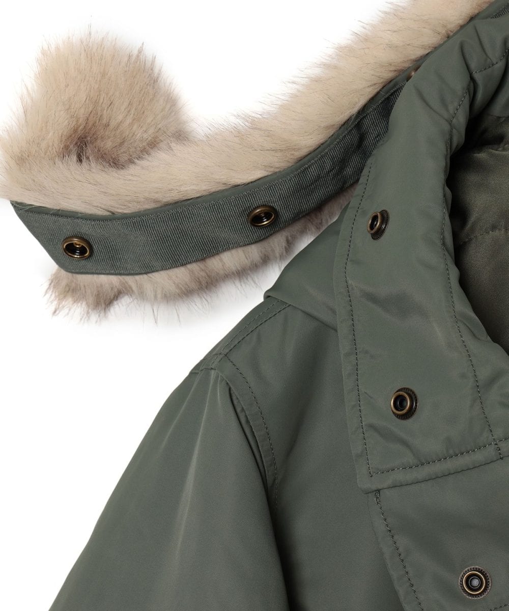 ファーは脱着式