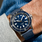 バルチック「アクアスカーフ MK2」¥132,000/自動巻/37㎜、39.5㎜/パワーリザーブは約42時間/200m防水