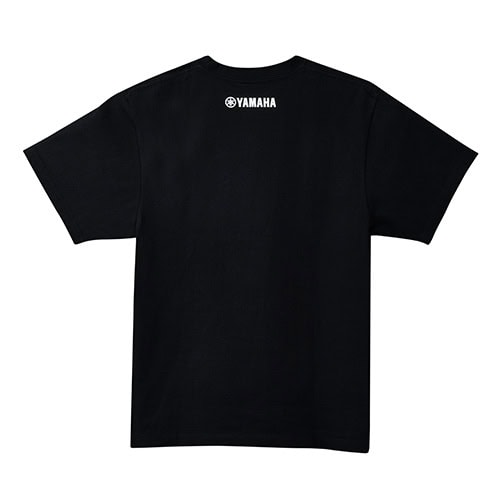 背面にはシンプルにYAMAHAのロゴのみ