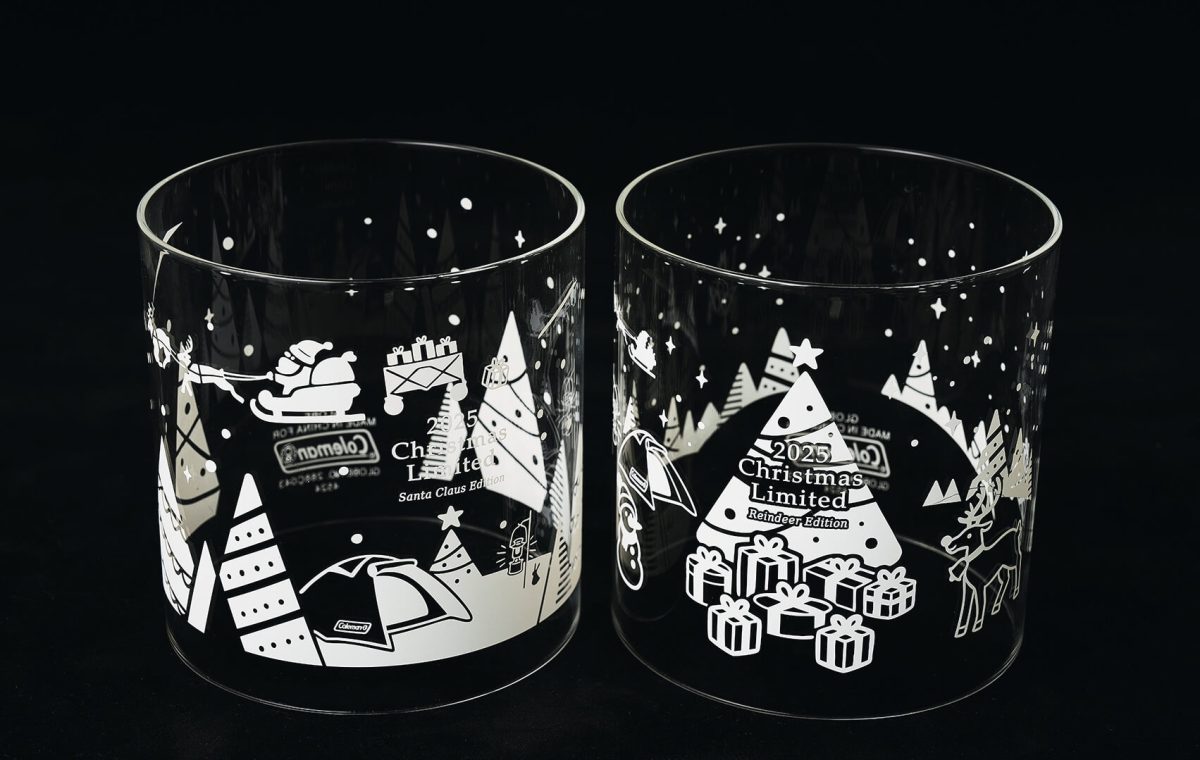 グローブはサンタ柄とトナカイ柄