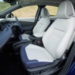 インテリアの質感は大幅向上で、兄貴分のアリア並みのデザインとモダンかつオリエンタルなマテリアルを多用