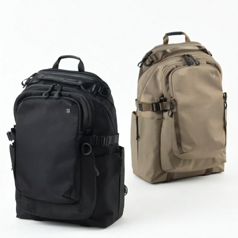 ミレスト「XTREC レイヤードバックパック」各￥25,300／本体W420×H490×D150㎜、メッシュパッドW270×H430×D30㎜／1,070ｇ／約26ℓ／2色展開