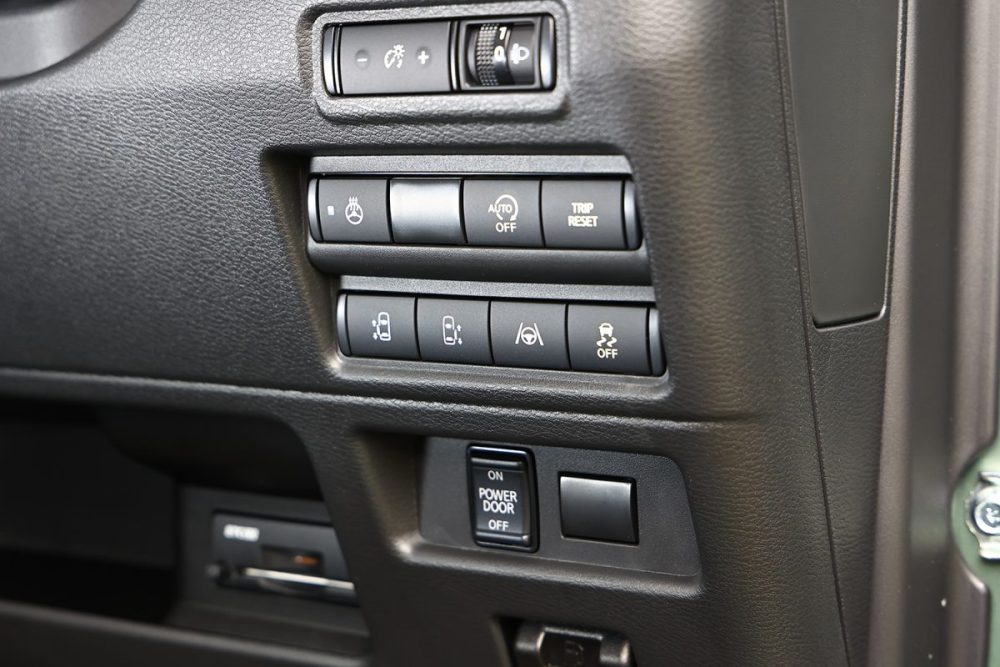 ステアリングヒーターなど快適装備が大充実