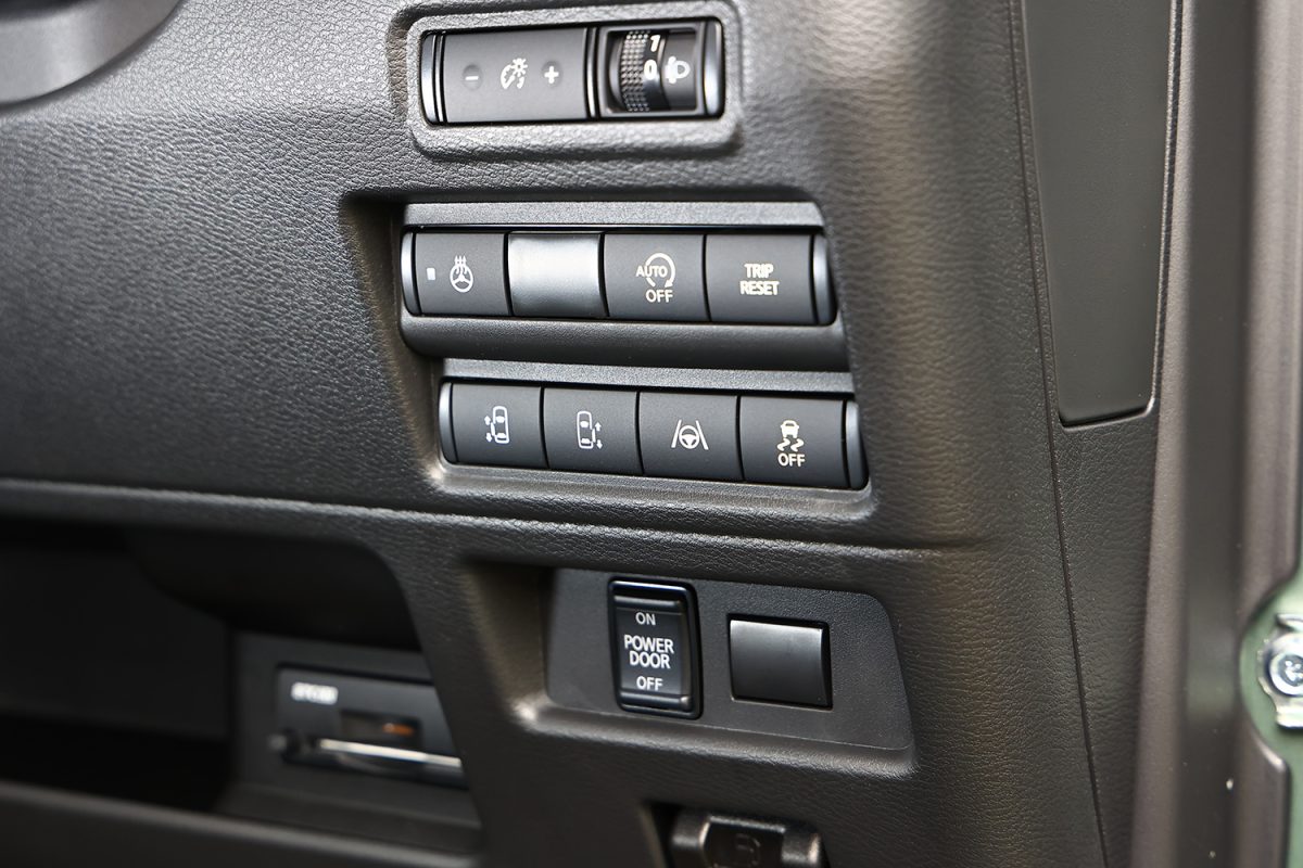 ステアリングヒーターなど快適装備が大充実