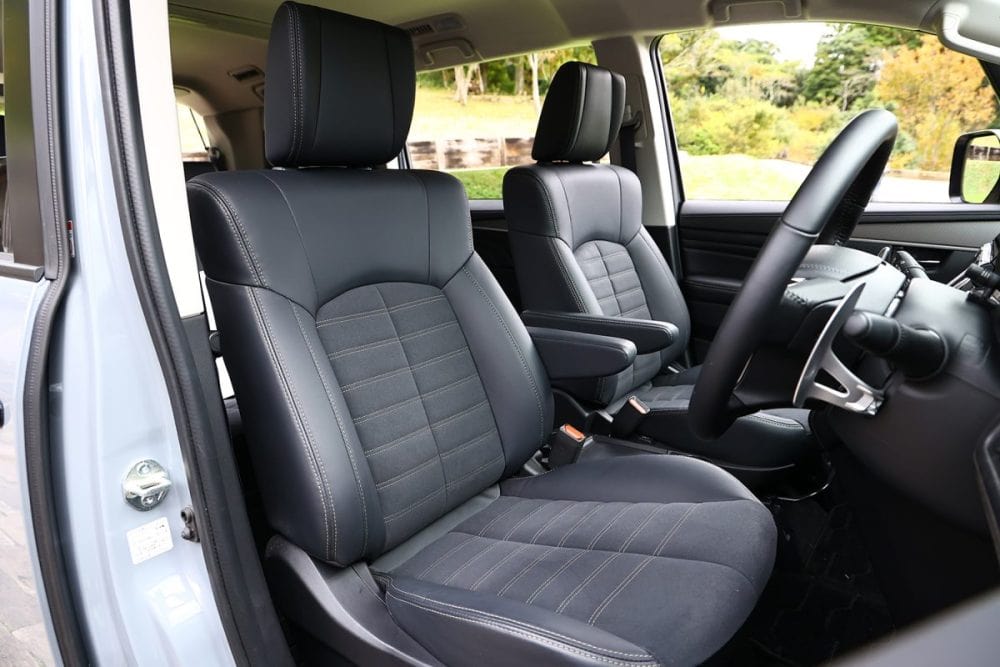 シート形状に大きな変更はないものの座り心地のよさには定評あり