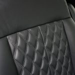 7人乗りにオプション設定されているレザーシート