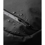 YKKアクアガードジッパーとAxoflux®生地で、耐候性に優れている