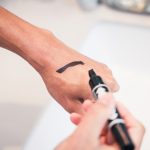 油性ペンで書き込み