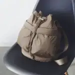 第2位　【無印良品の絶妙すぎるバッグ】今の季節に最適！「撥水中わた入り 巾着バッグ」は変幻自在の相棒になる／No.1モノ雑誌編集長のお墨付き『コレ買いです』Vol.135