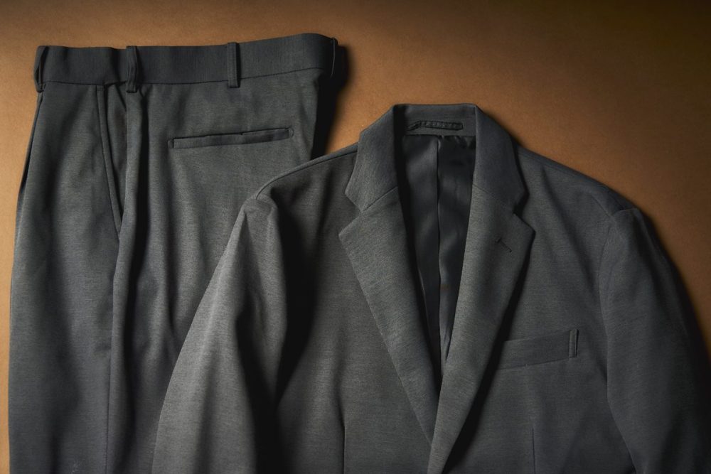 動きやすく、天候にも対応できて、かつ手入れもラクという、現代的な仕様