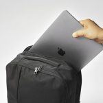 13.3インチのノートPCもすっぽり収まる