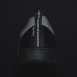 ヒールテープはリフレクター仕様