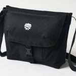 MonoMax1月号特別付録「シャカ　8ポケット付きメッセンジャーバッグ」