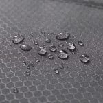 水に強くてタフな生地を採用