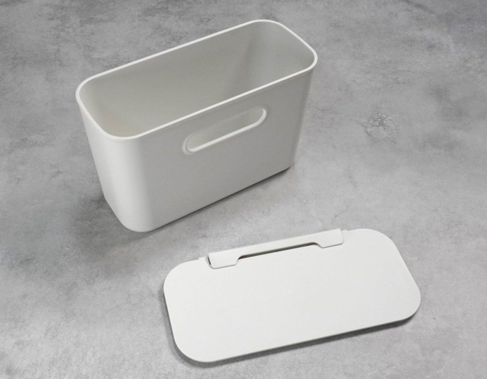 吊るしても使える 薄型収納ケース 奥行15cm
￥590
吊るしても使える 薄型収納ケース用フタ 奥行15cm
￥390
