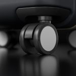 キャスターは静音性と走行性を兼ね備えたキャリーケース業界で絶大な信頼を誇るHINOMOTO製