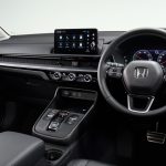 車幅感覚をつかみやすい配置や安心して運転できるアイポイント、乗り降りしやすいヒップポイントの高さなど、CR-VのDNAともいえる価値を継承