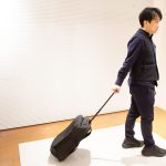 キャスター格納式でスーツケースからリュックに瞬間トランスフォームするWIM TRANS-CARRYを体験！