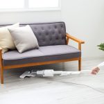 高さわずか110mmの超スリムヘッドを採用。ベッド下やソファ下など、これまで手が届かなかった場所にもスッと入ります