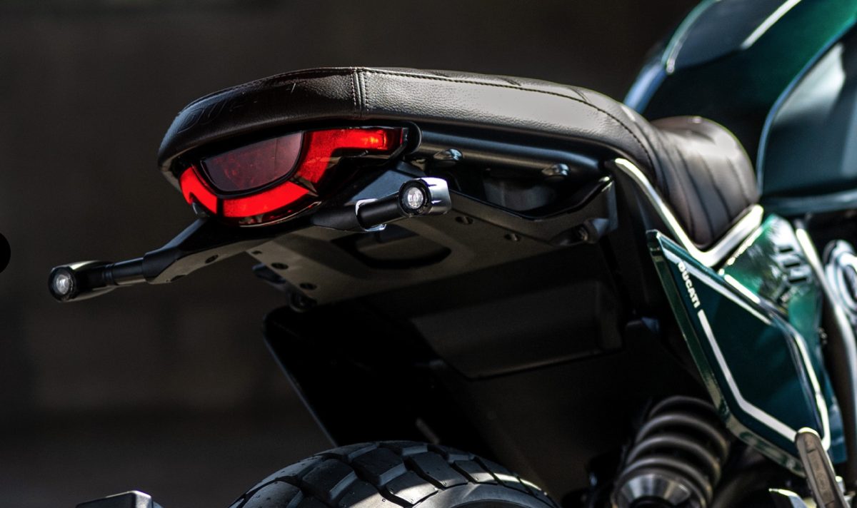 スマートでスタイリッシュなフェンダーレススタイル