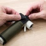 専用ケースはミリタリーチックなデザインで、本体のシンプルさとは真逆の方向性でこれまたおしゃれ