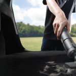 デスクまわりやクルマの掃除に役立つハンディクリーナーについてかなりの数をチェックし、そして実際に購入してきました