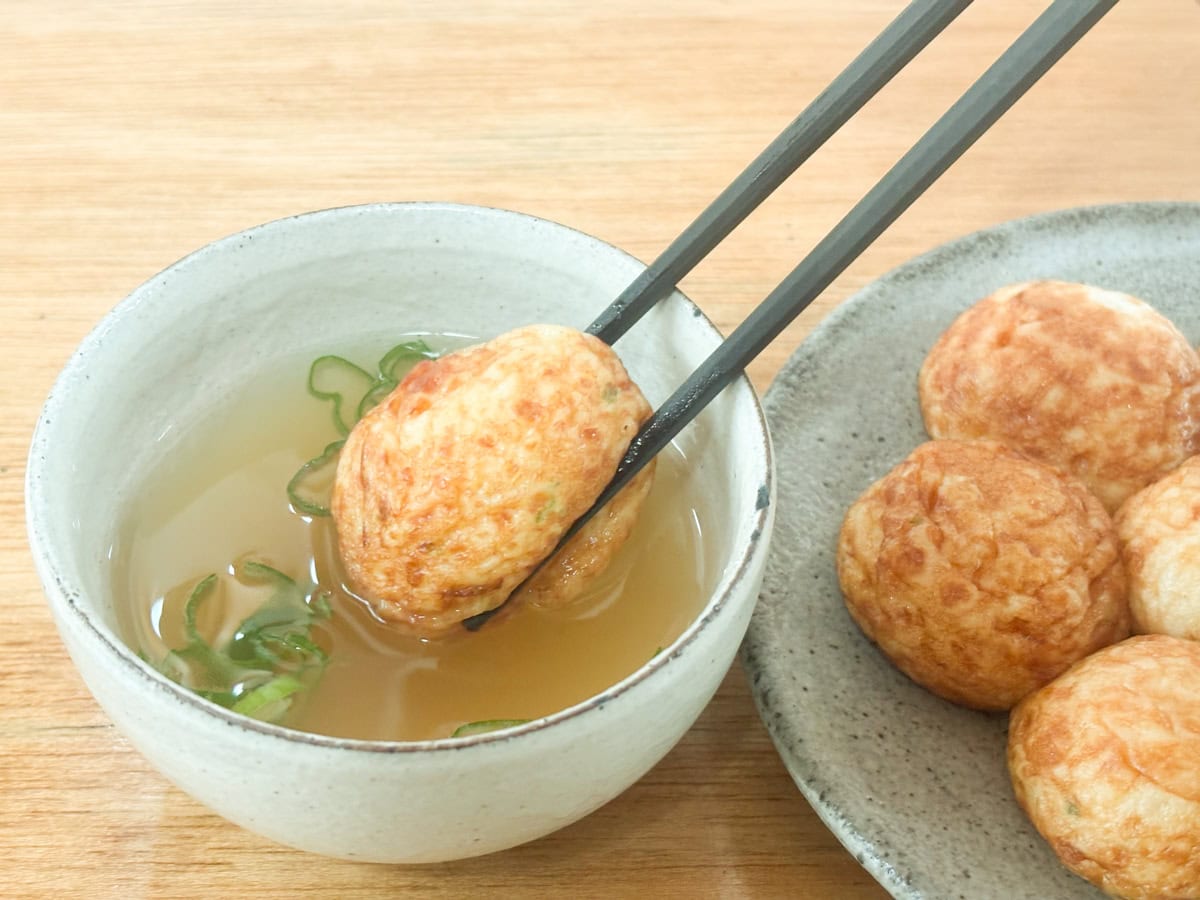 飲んで帰って来てちょっと小腹がすいているときや、寒い日の朝などにもぴったりのレシピです