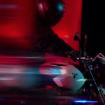 便利なコネクティビティ機能も搭載され、ワンランク上のライド体験を手に入れることが可能