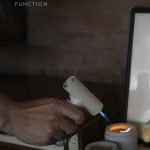 手に収まるサイズ感なのに、ワンプッシュで1300℃の青色炎が出せる利便性