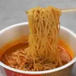 第2位　「このカップ麺、ガチでうますぎる」秋に突如登場した“変化球カップ麺”ベスト3杯【1位は売り切れ必至！ミスドで人気の四川担々麺】