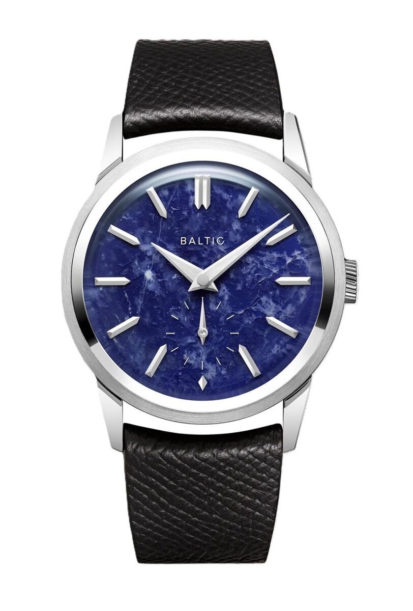 バルチック「プリズミックストーン（BL-Pri-StoneDR-SCB）」￥275,000／手巻／36㎜径／パワーリザーブ約50時間／3気圧防水