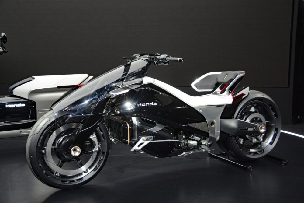 2035年を見据えたモデルとして開発・提案が行われた「EVライナー」