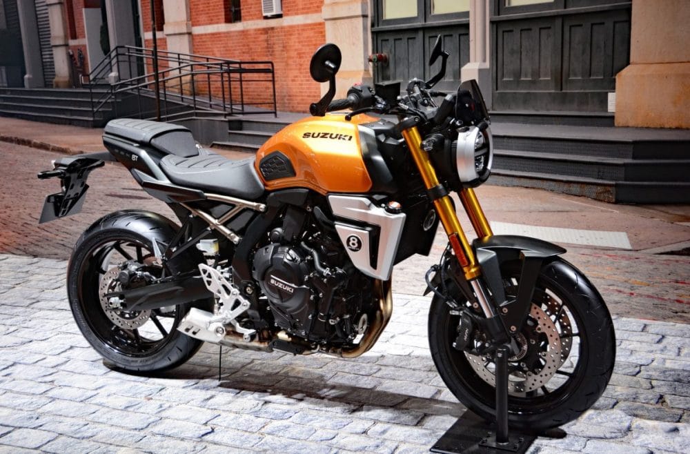 ヨーロッパではすでに発売されているネオレトロスタイルのストリートバイク「GSX-8T」と「GSX-8TT」