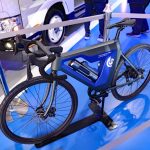 トヨタ紡績株式会社の水素自転車は、水素タンク1本で80kmの航続距離を実現