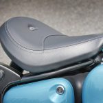 エルゴノミクスに基づいてデザインされた低いフローティング・シート