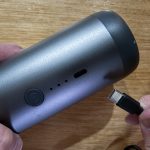 充電端子はもちろんUSB-Cタイプなので、他の充電端子とも共有でき、高速充電も可能