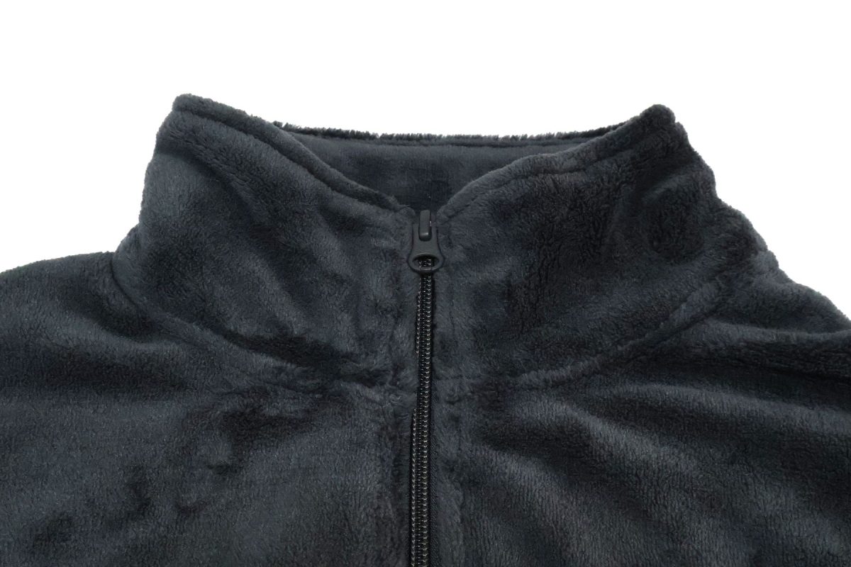 絶妙な長さの首元