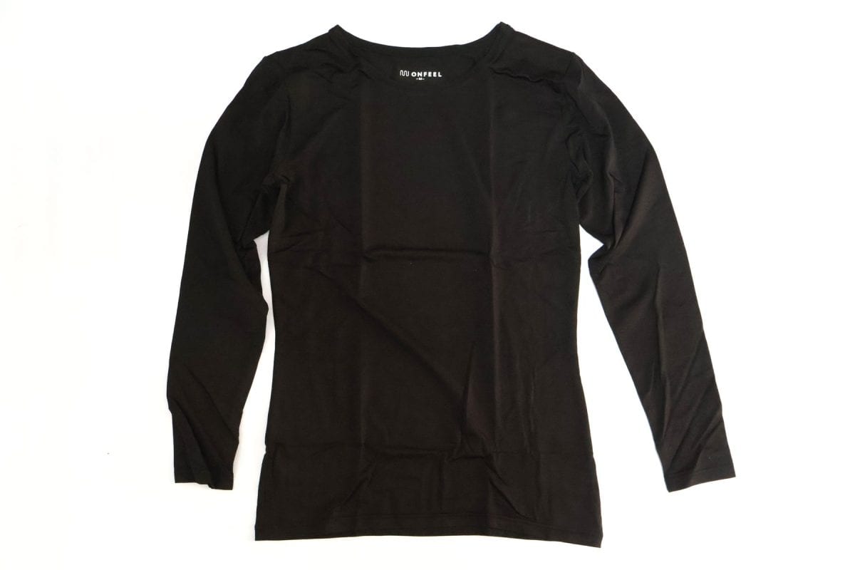 発熱インナーに必要な機能は十分に備わっている