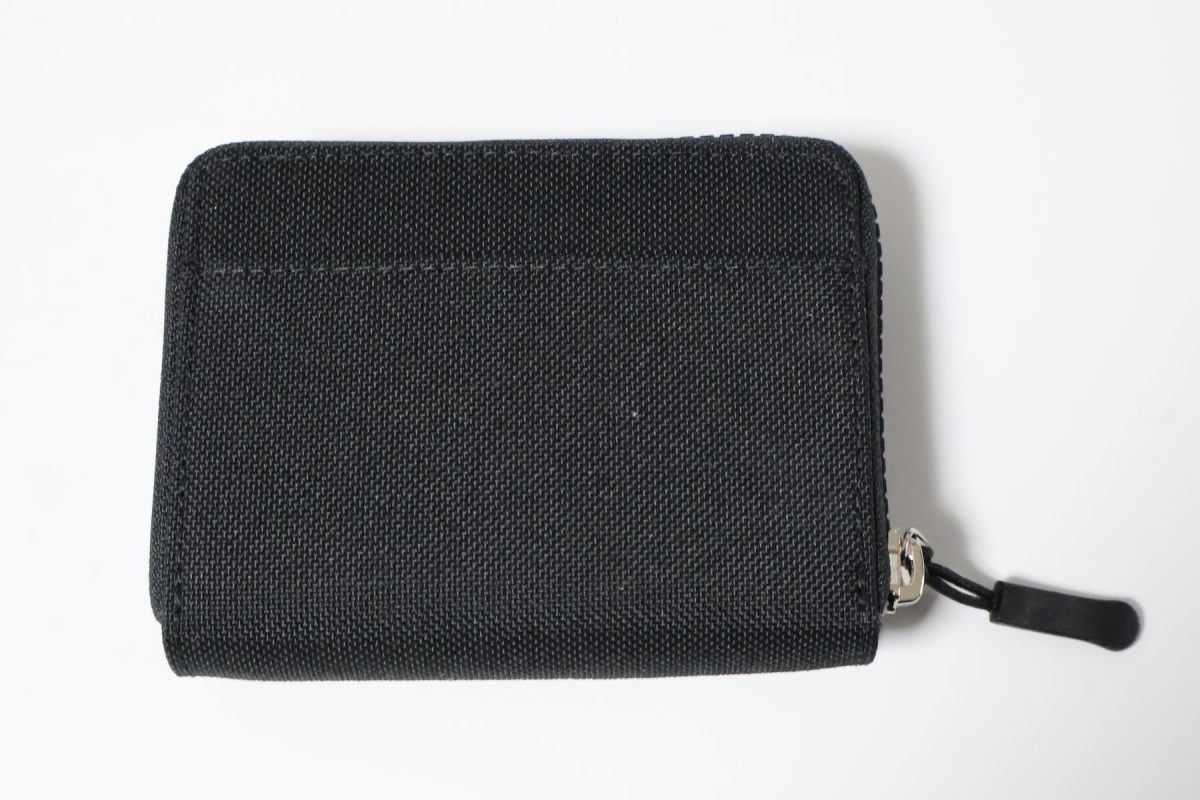 タテルノ ラウンドファスナー ナイロン