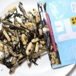 ザバン海苔アーモンド小魚をお皿に出してみる