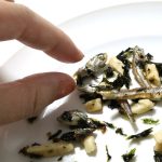 手に取りにくい