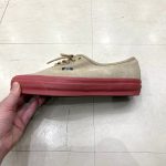 見た目に程よい深みがあり、光の当たり方によって表情が変わるのも魅力