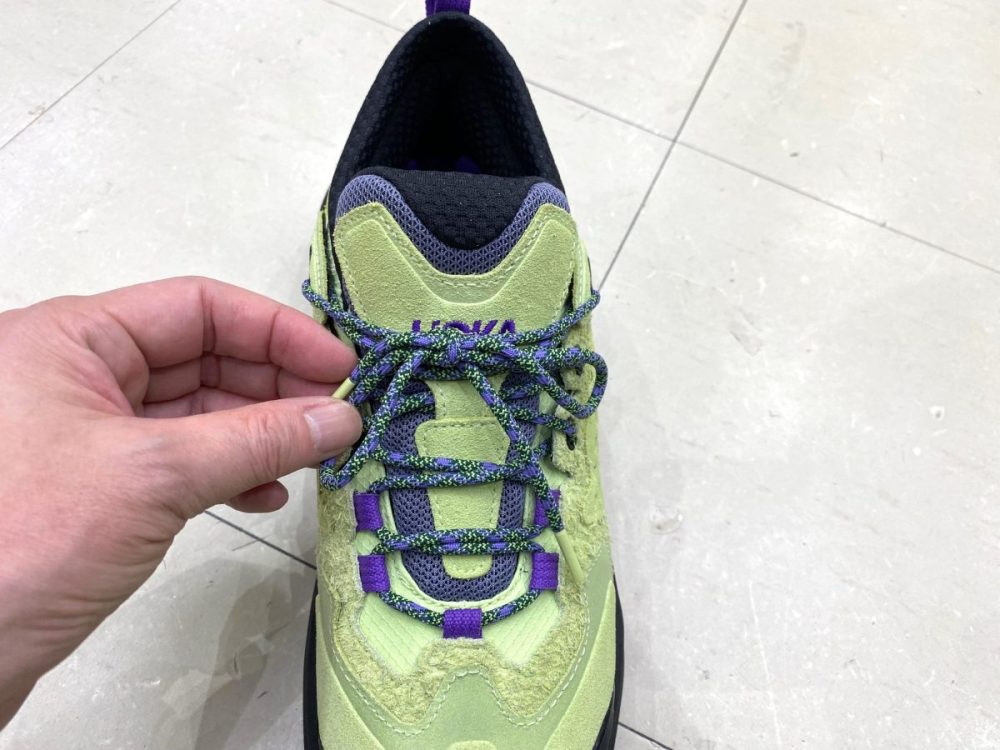 アッパーには「GORE-TEX® invisible Fit」を採用