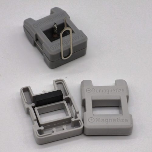 「115-in-1 精密ドライバーセット」下はHaulの87円のモノ、上は以前買った680円のモノ。磁石が不足している？