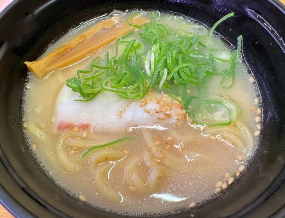 【新登場】鯛白湯ラーメン