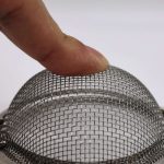 「ハンドル付き極細ワイヤーストレーナー 3点セット(87円)」 小サイズは押してもほぼへこまない