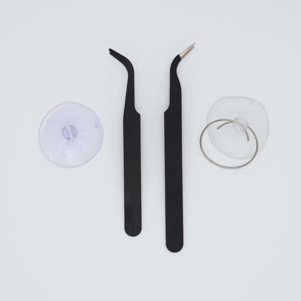 「115-in-1 精密ドライバーセット」左はHaulの87円のモノ、右は以前買った680円のモノ。微妙に仕様が違う