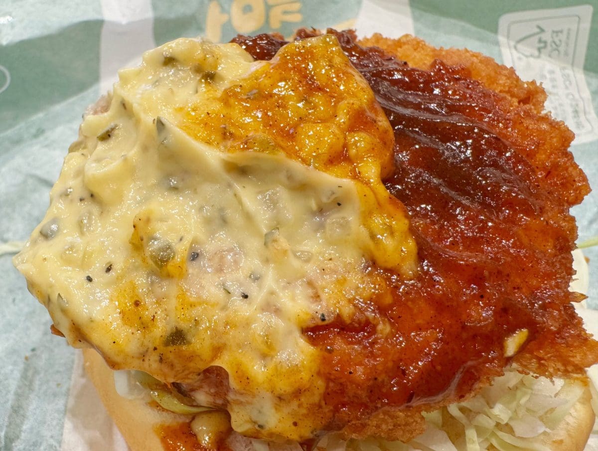 濃厚なチーズとトリュフ香るタルタルソース